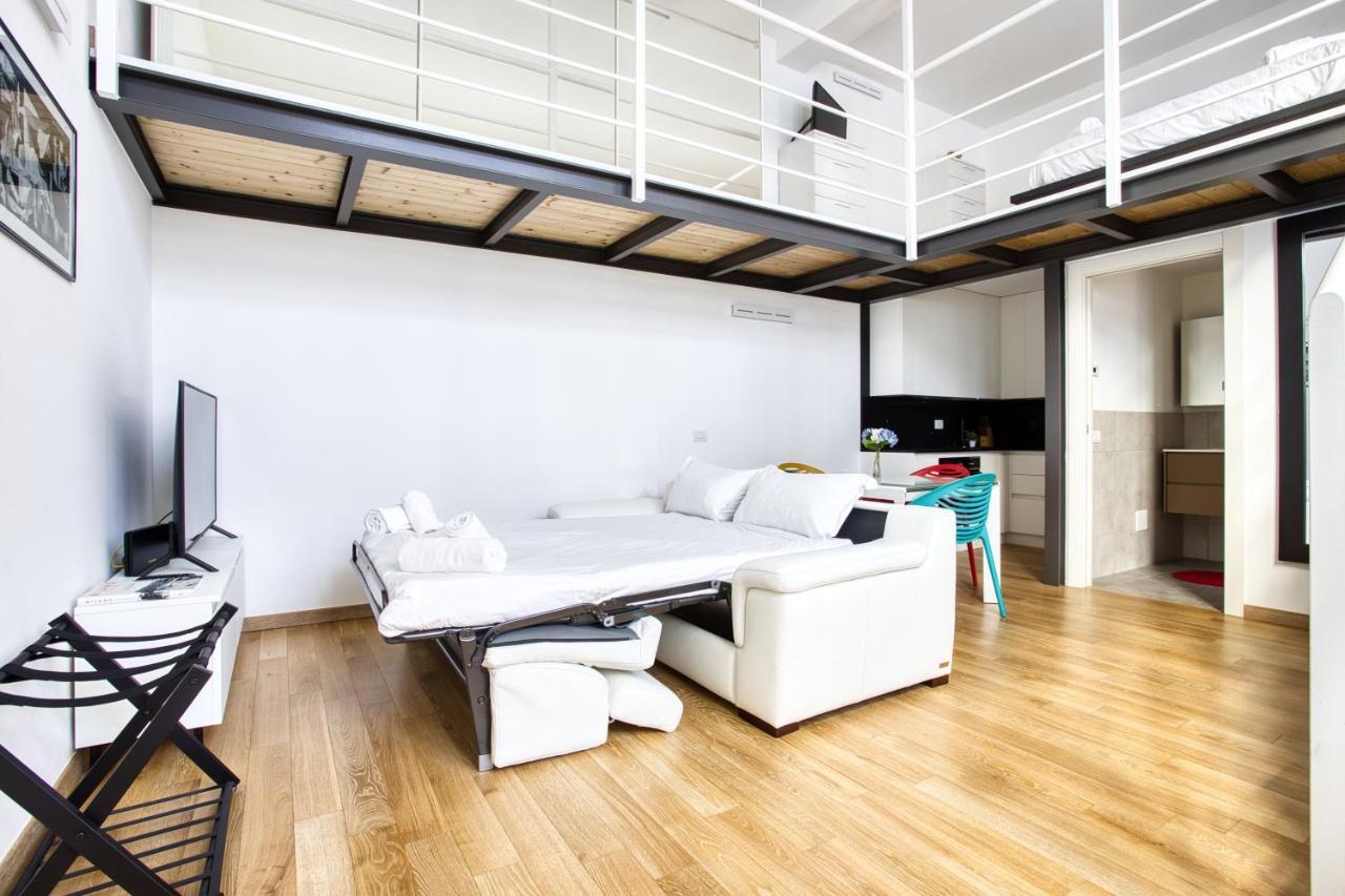 Joivy Charismatic 1-Bed Flat With Parking Appartement Milaan Buitenkant foto