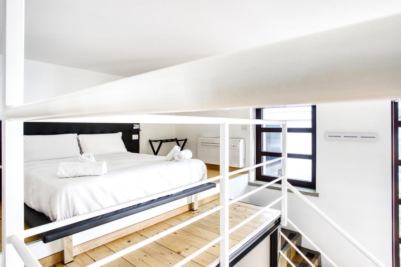 Joivy Charismatic 1-Bed Flat With Parking Appartement Milaan Buitenkant foto